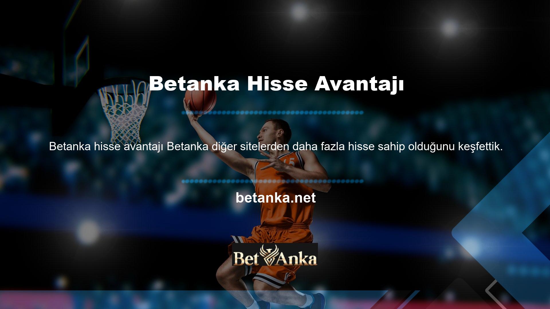 Bazı çevrimiçi poker siteleri, öğrencilerin bilgisayarlarını kullanarak bahis oynatmasına izin verir